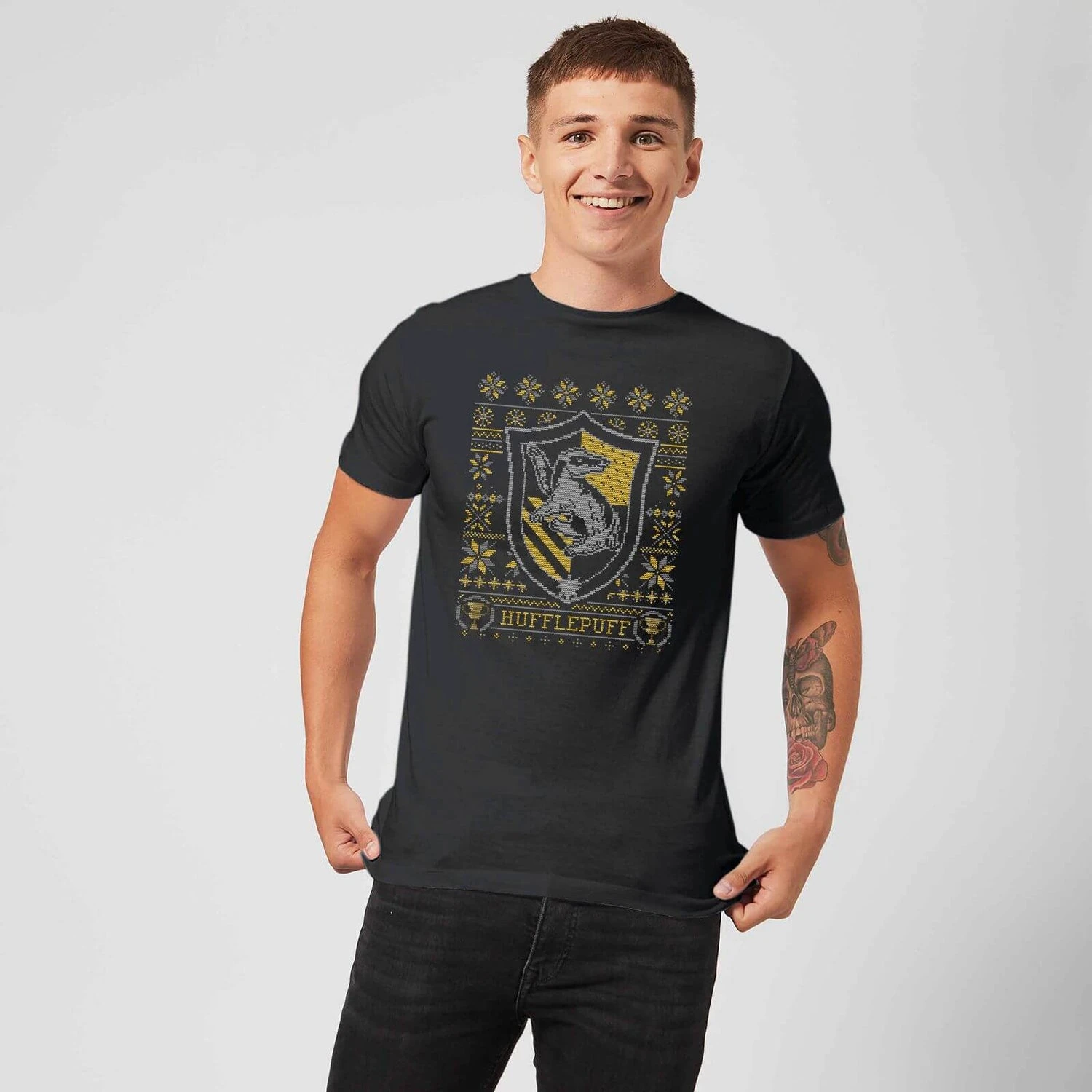 Harry Potter Hufflepuff Crest Men's Christmas T-Shirt - Black 5 Harry Potter Hufflepuff Crest Men's Christmas T-Shirt - Black - Image 3